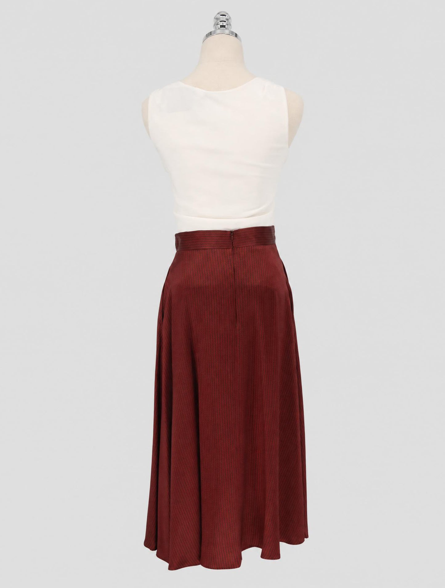 Kiton Burgundy Silk Skirt Women