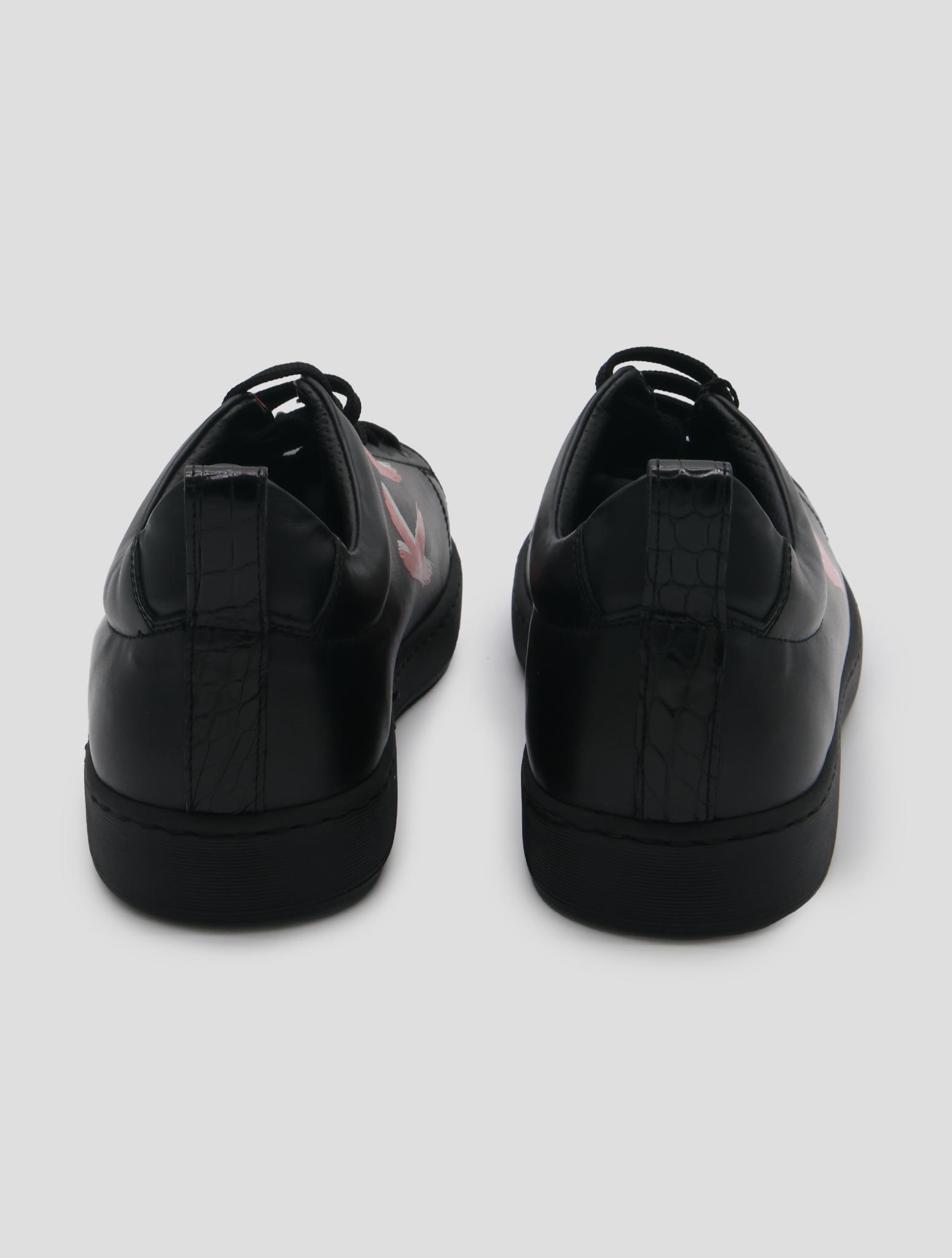 Kiton Black Leather Leather Crocodile Sneakers