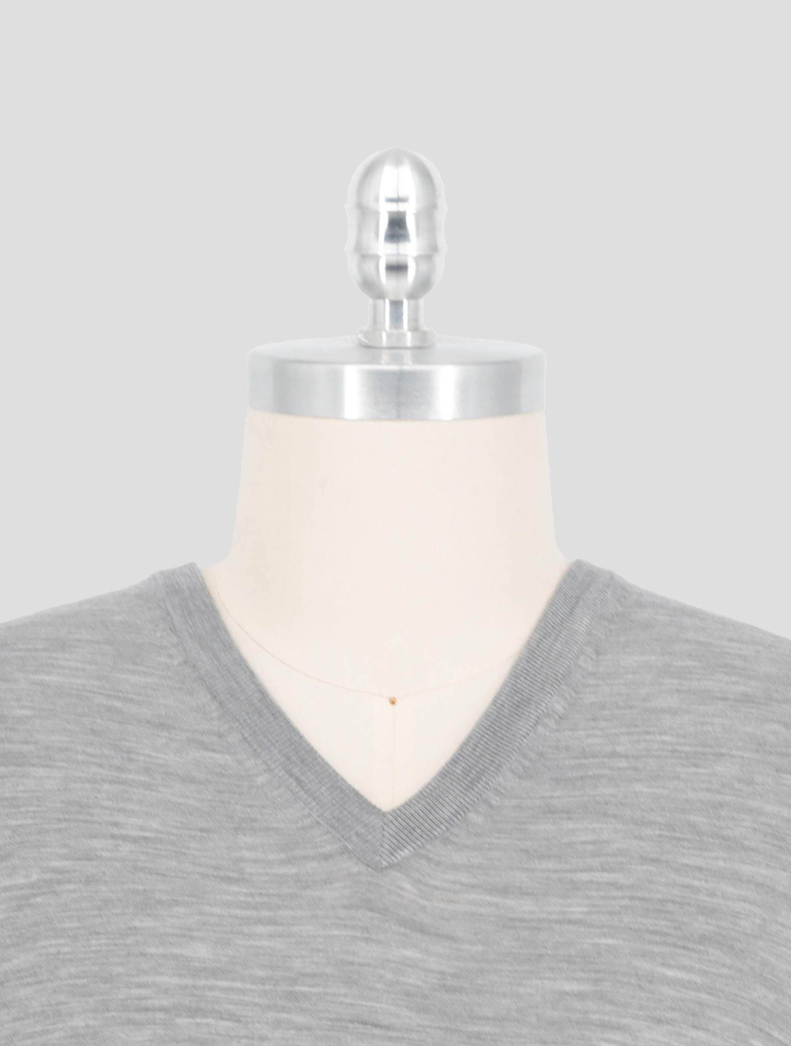 Kiton Gray Wool 14 Micron Sweater V-Neck