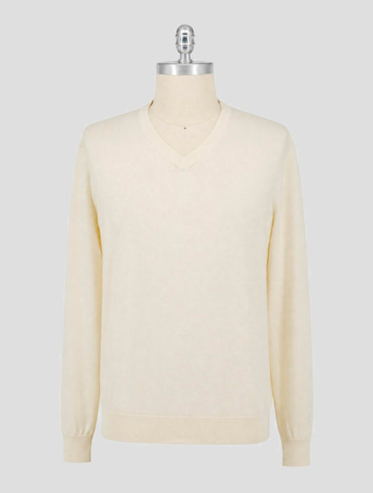 Kiton White Wool 14 Micron Sweater V-Neck